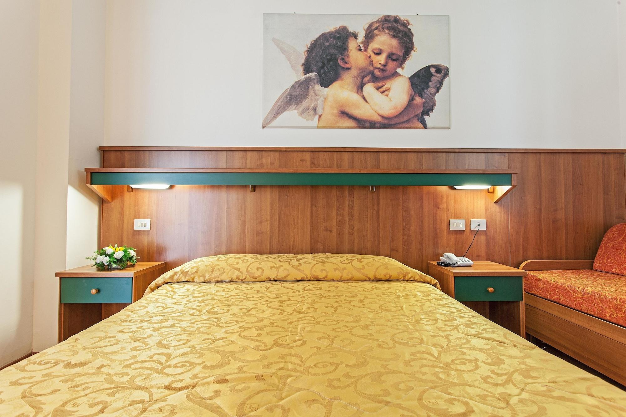 Hotel Los Angeles أسيسي المظهر الخارجي الصورة