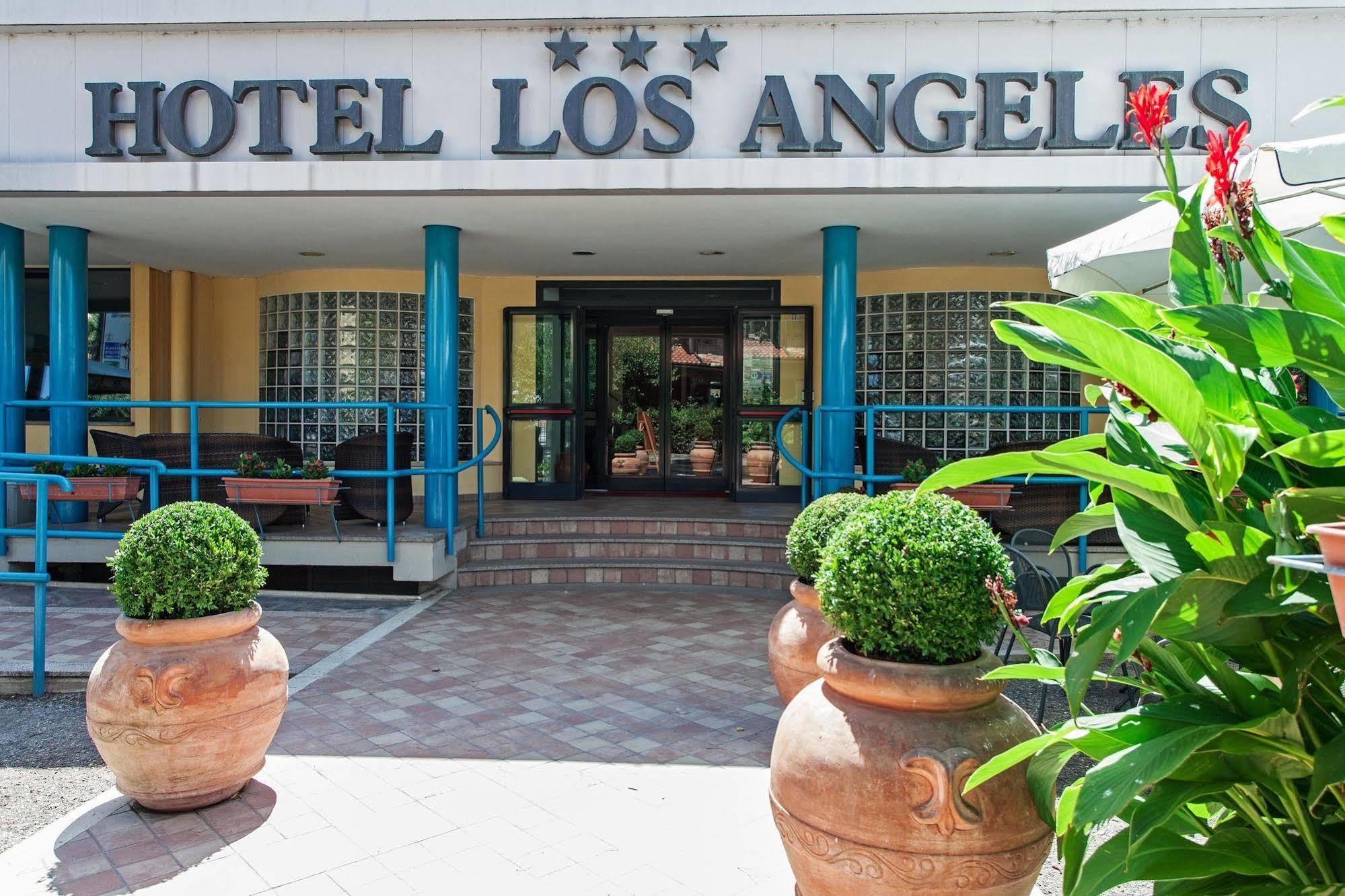 Hotel Los Angeles أسيسي المظهر الخارجي الصورة